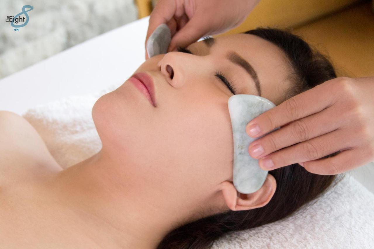 Sivatel Bangkok Hotel Bagian luar foto Gua sha